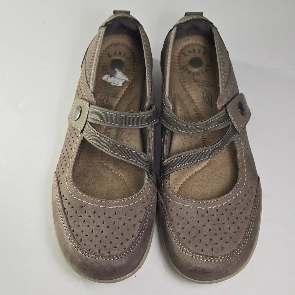 Earth Origins tiffany Comfort Mary Jane Flats Taupe Perforated Leather Size 9 - Picture 2 of 9